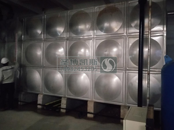 長(zhǎng)沙不銹鋼水箱