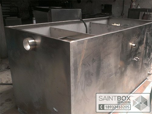 自動油水分離器